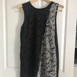 Sleeveless dress or tunic